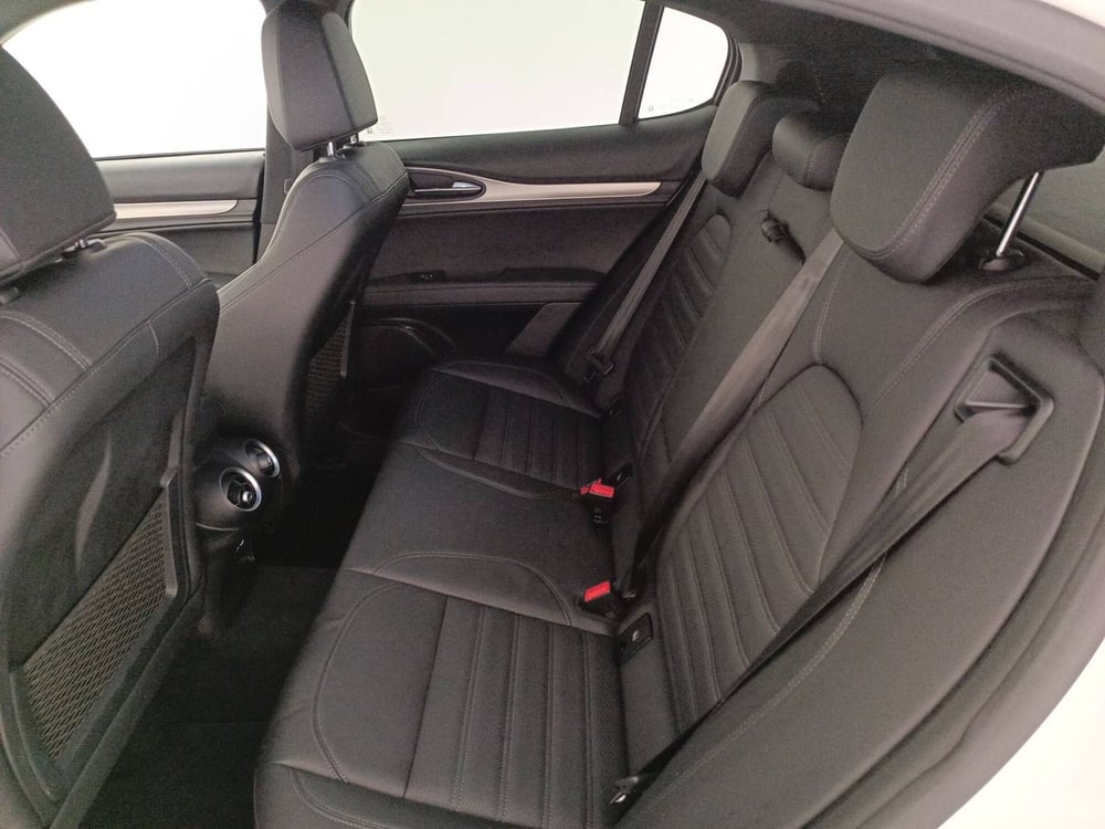 Alfa Romeo Stelvio usata a Treviso (12)