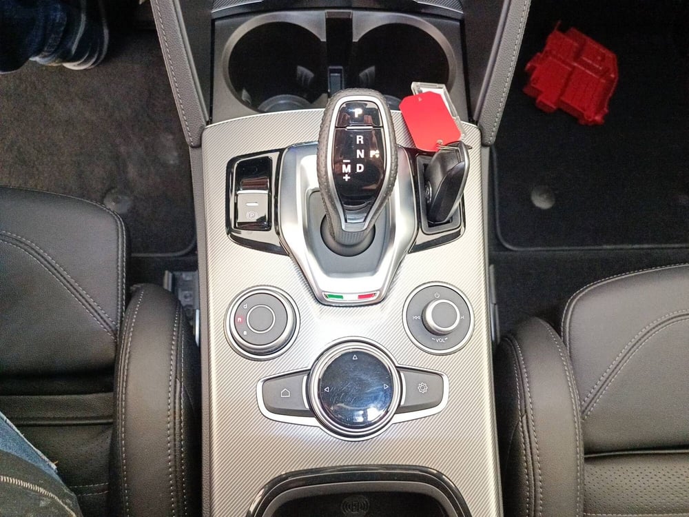 Alfa Romeo Stelvio usata a Treviso (19)