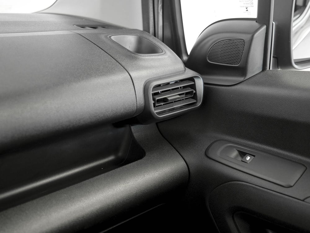 Opel Combo Life usata a Prato (17)