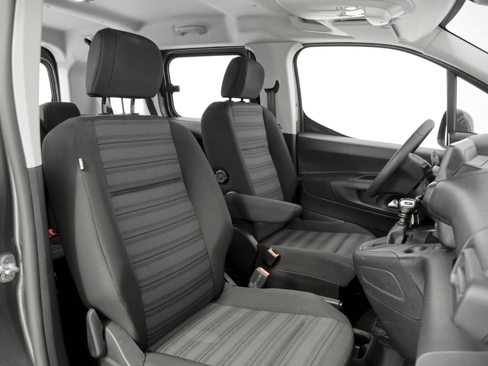Opel Combo Life usata a Prato (18)