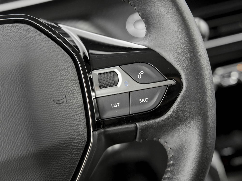 Peugeot 208 usata a Prato (10)