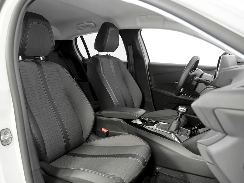 Peugeot 208 usata a Prato (18)