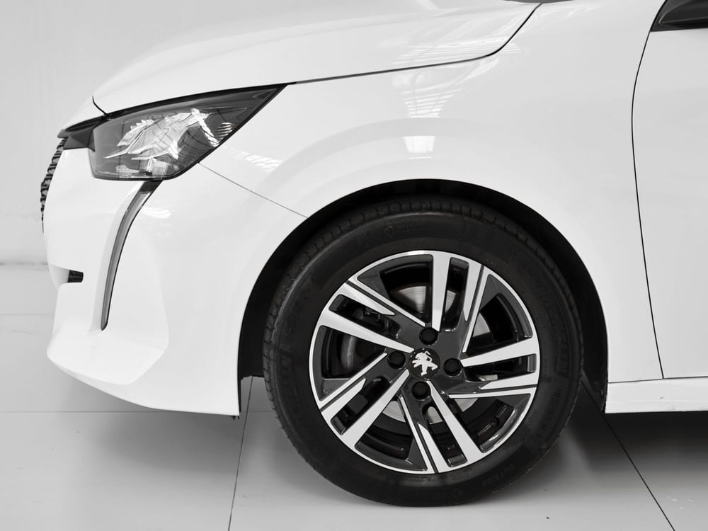 Peugeot 208 usata a Prato (4)