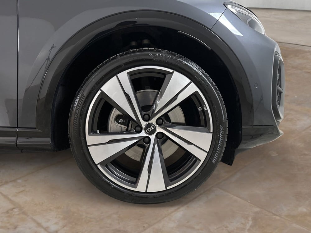 Audi Q5 Sportback usata a Napoli (19)