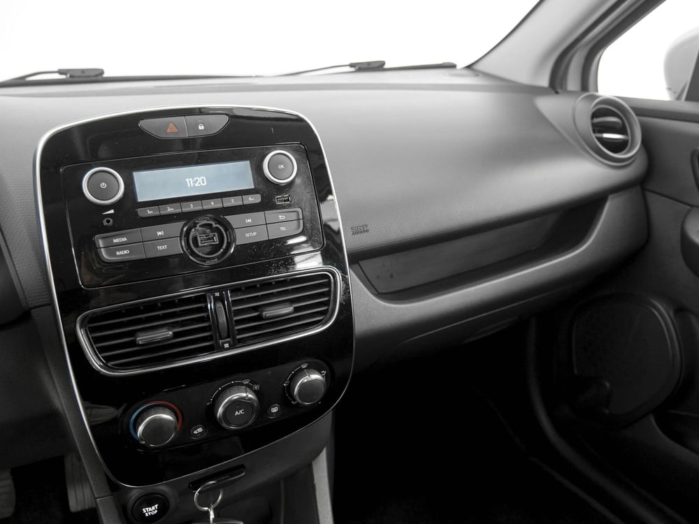 Renault Clio usata a Prato (12)