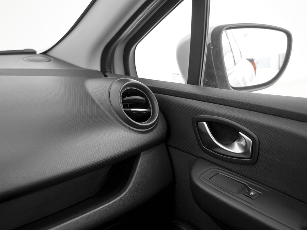 Renault Clio usata a Prato (16)