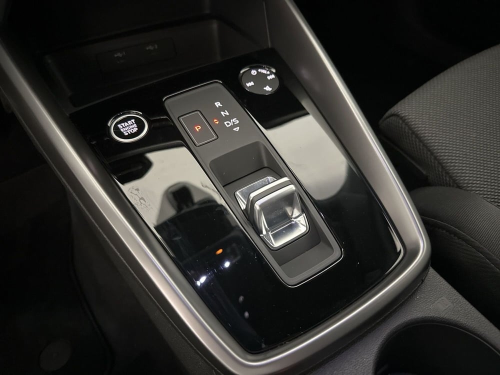 Audi A3 Sportback usata a Napoli (11)