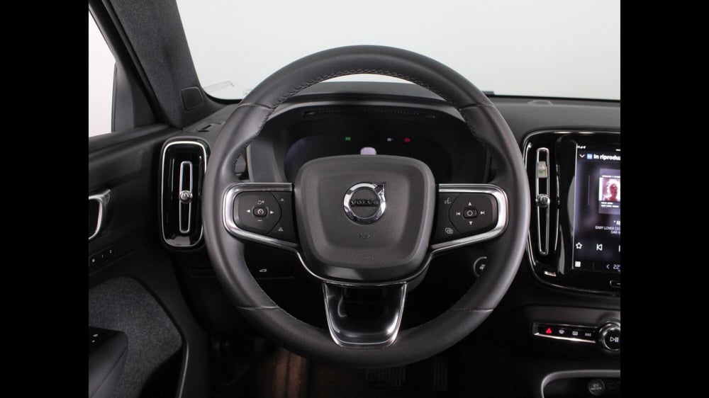 Volvo XC40 usata a Palermo (9)