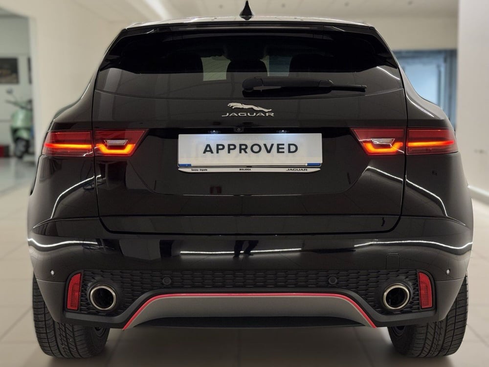 Jaguar E-Pace usata a Savona (7)