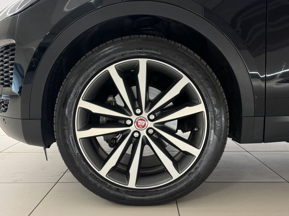 Jaguar E-Pace usata a Savona (9)