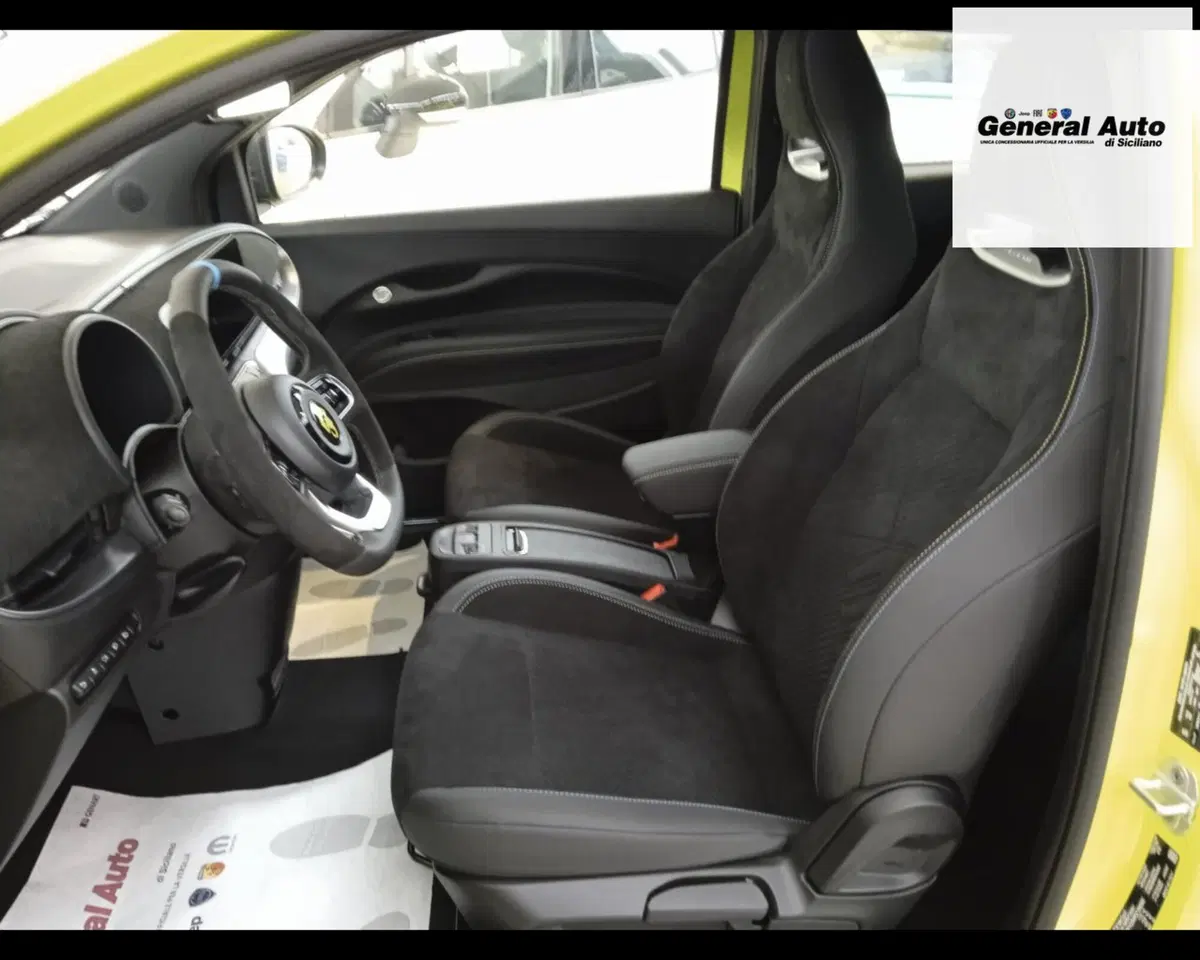 Abarth 500e usata a Lucca (10)