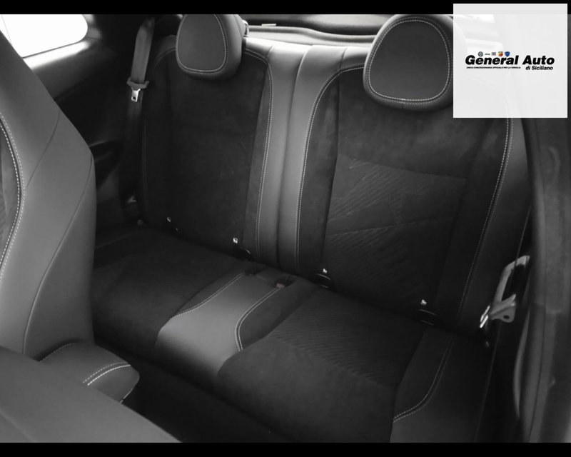 Abarth 500e usata a Lucca (11)