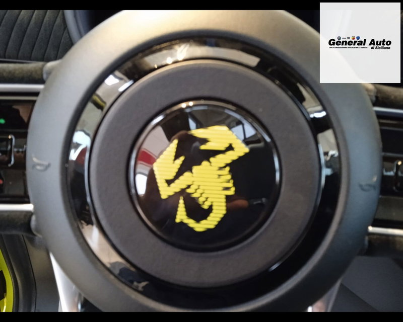 Abarth 500e usata a Lucca (12)