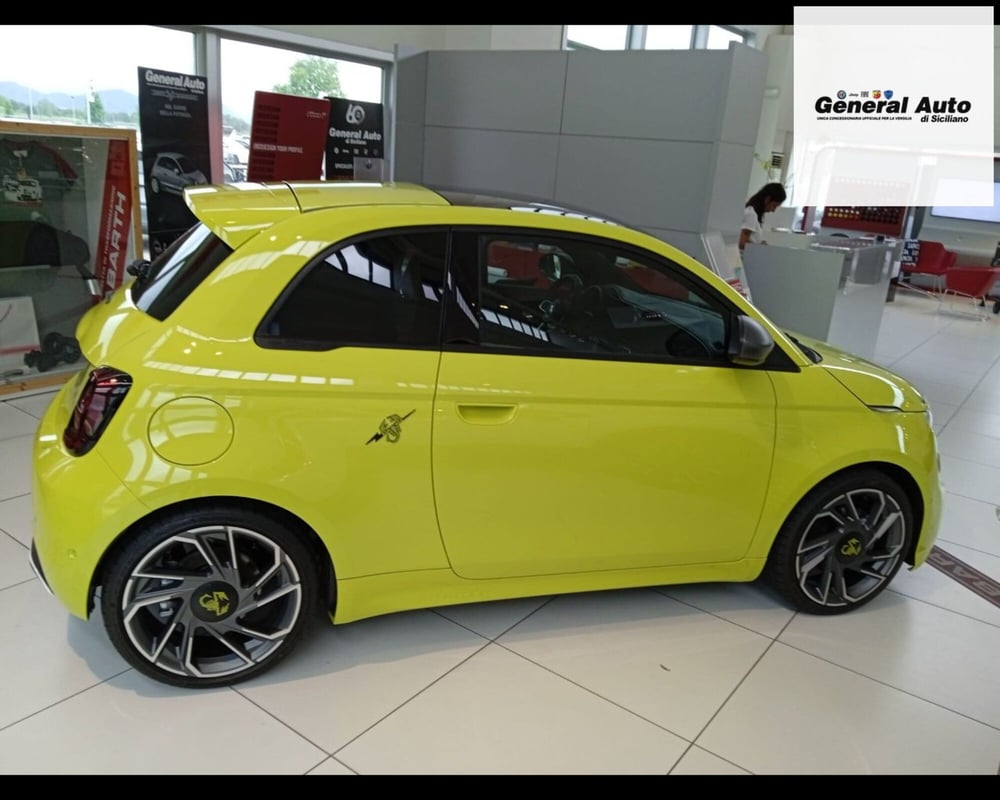 Abarth 500e usata a Lucca (4)