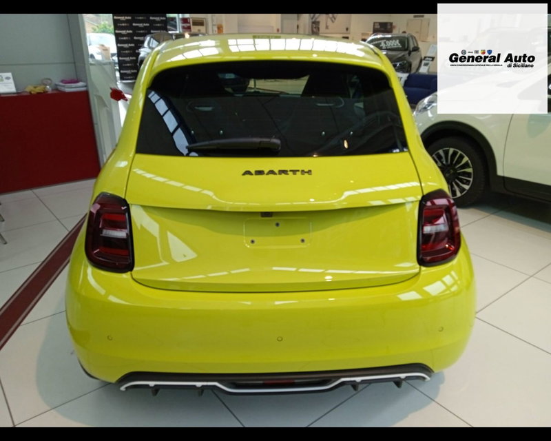 Abarth 500e usata a Lucca (6)
