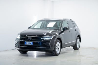 Volkswagen Tiguan Allspace 2.0 tdi Life 150cv dsg del 2021 usata a Torino
