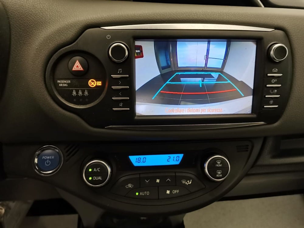 Toyota Yaris usata a Bergamo (15)