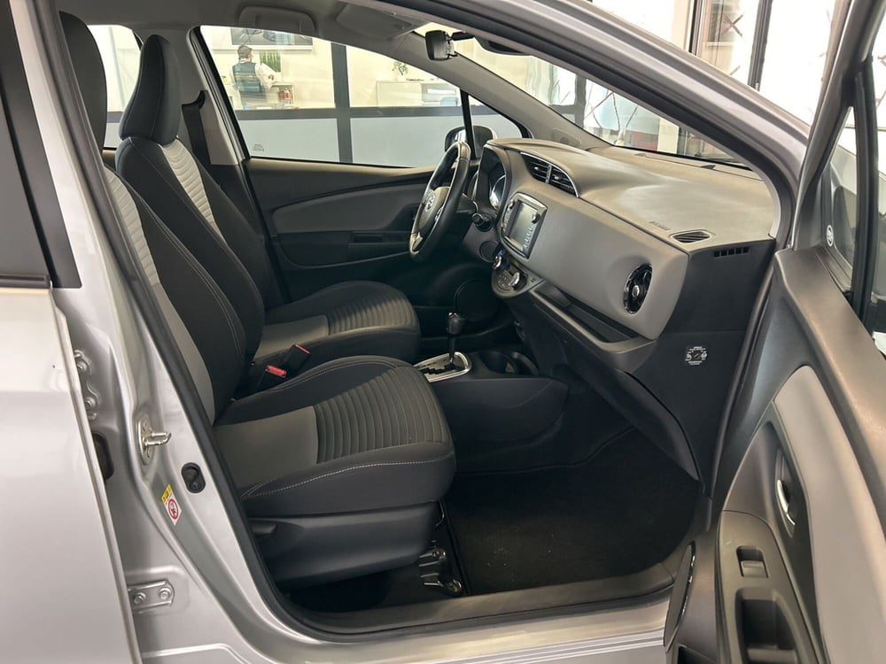 Toyota Yaris usata a Bergamo (7)