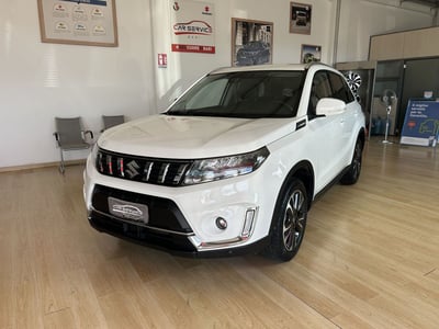 Suzuki Vitara 1.4 Hybrid Easy Top del 2022 usata a Bari