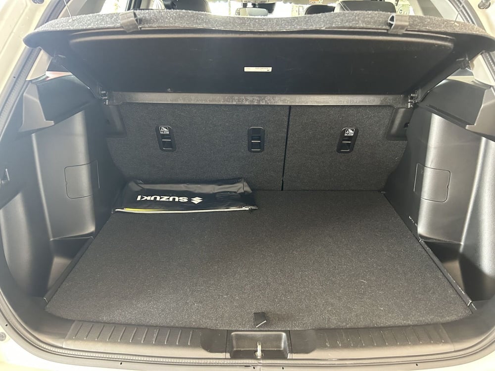 Suzuki Vitara usata a Bari (13)