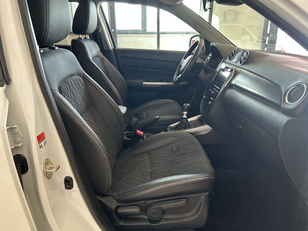 Suzuki Vitara usata a Bari (15)