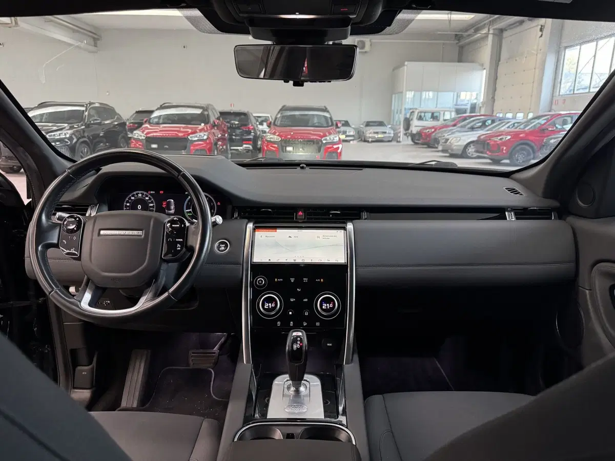 Land Rover Discovery Sport usata a Monza e Brianza (10)