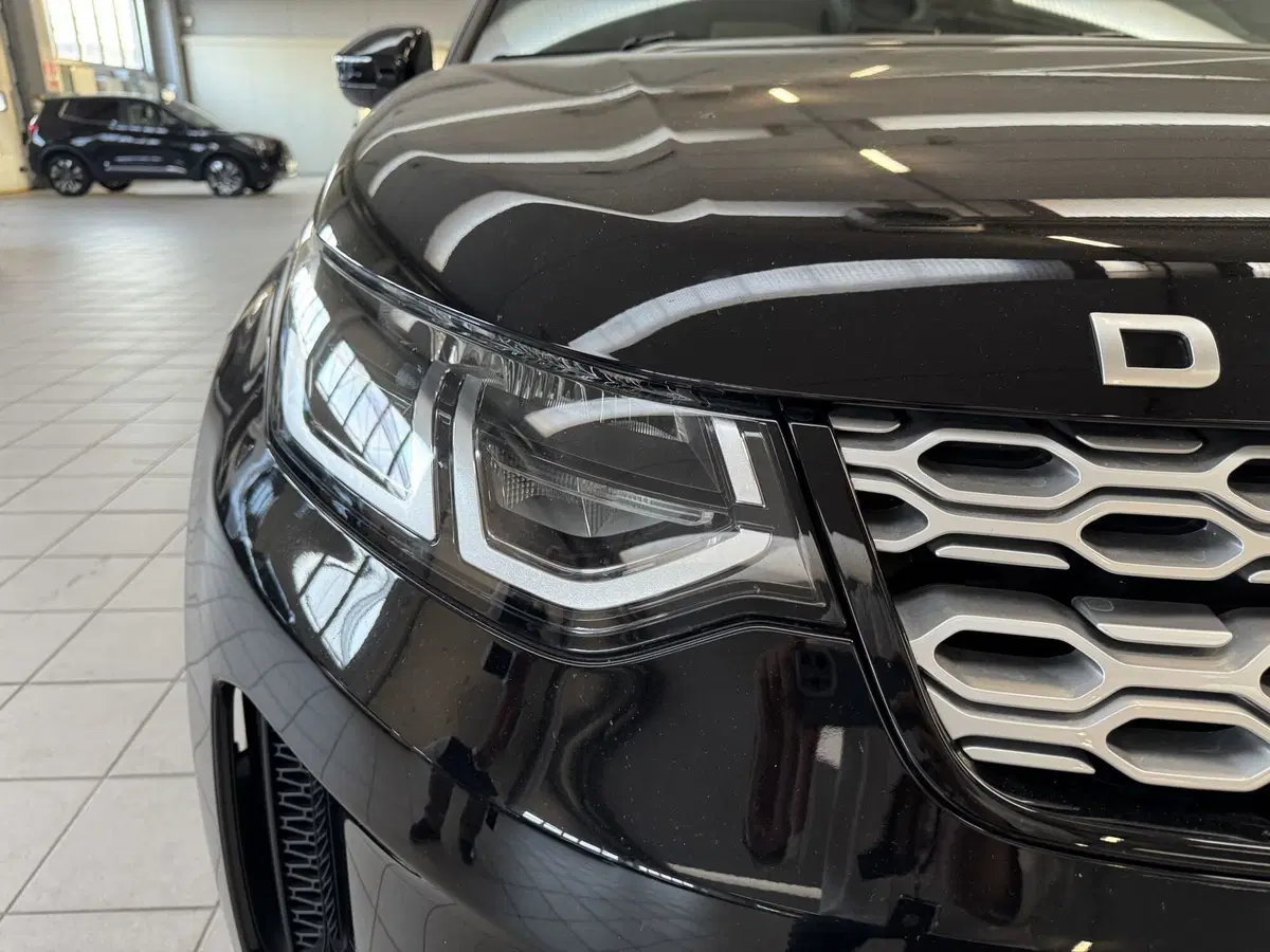 Land Rover Discovery Sport usata a Monza e Brianza (17)