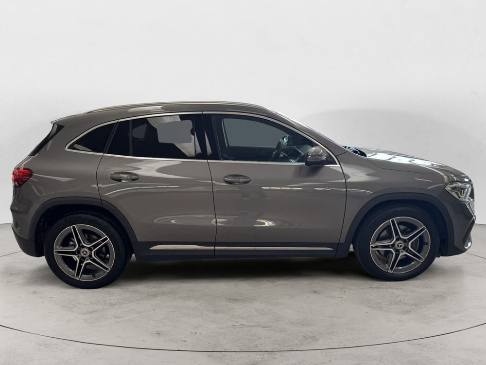 Mercedes-Benz GLA SUV usata a Monza e Brianza (9)