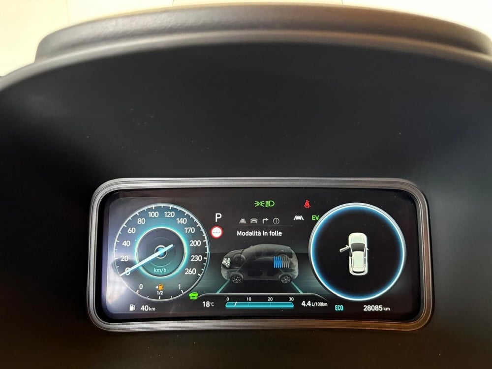 Hyundai Kona usata a Monza e Brianza (8)