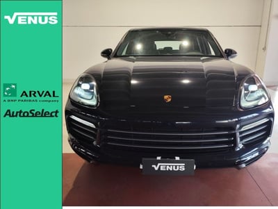Porsche Cayenne 3.0 V6 E-Hybrid del 2020 usata a Milano