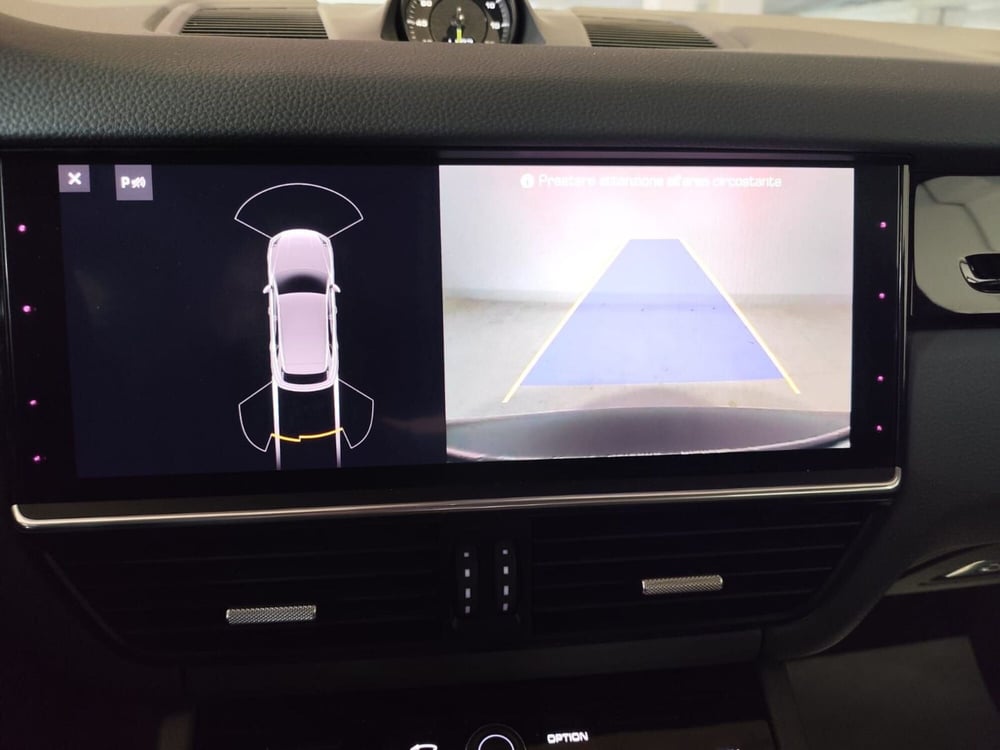 Porsche Cayenne usata a Milano (13)