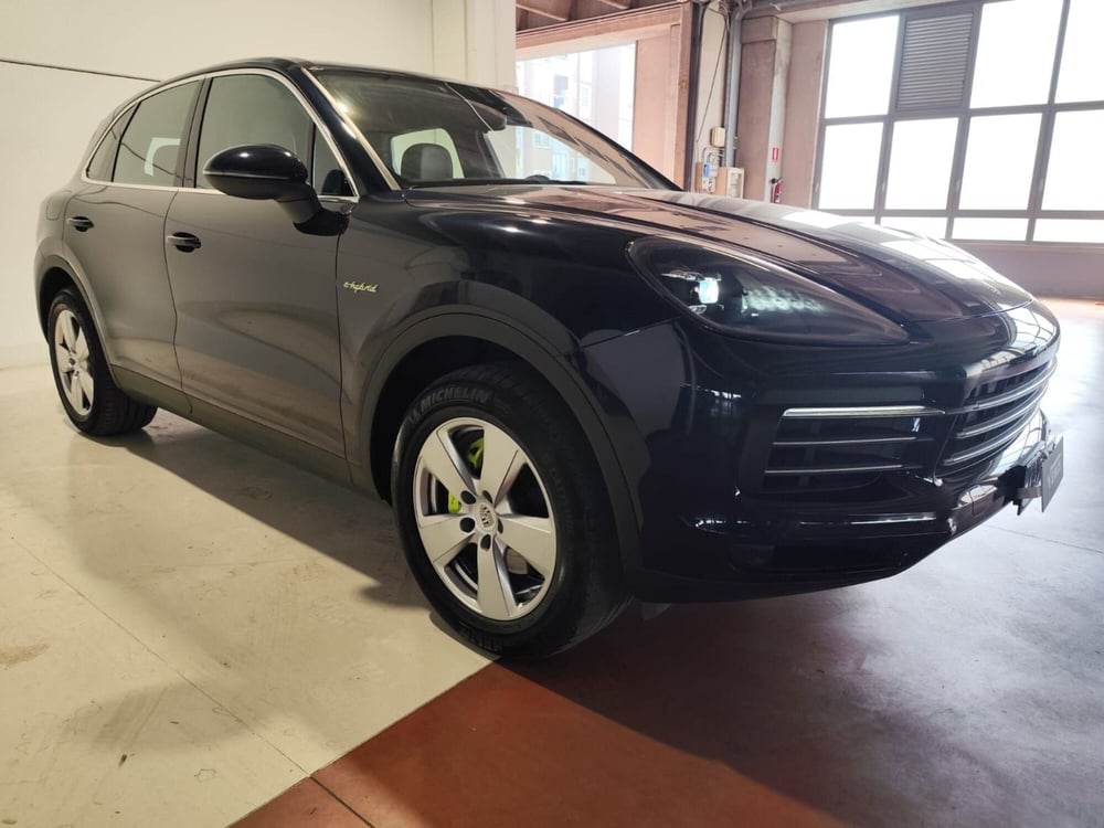 Porsche Cayenne usata a Milano (8)