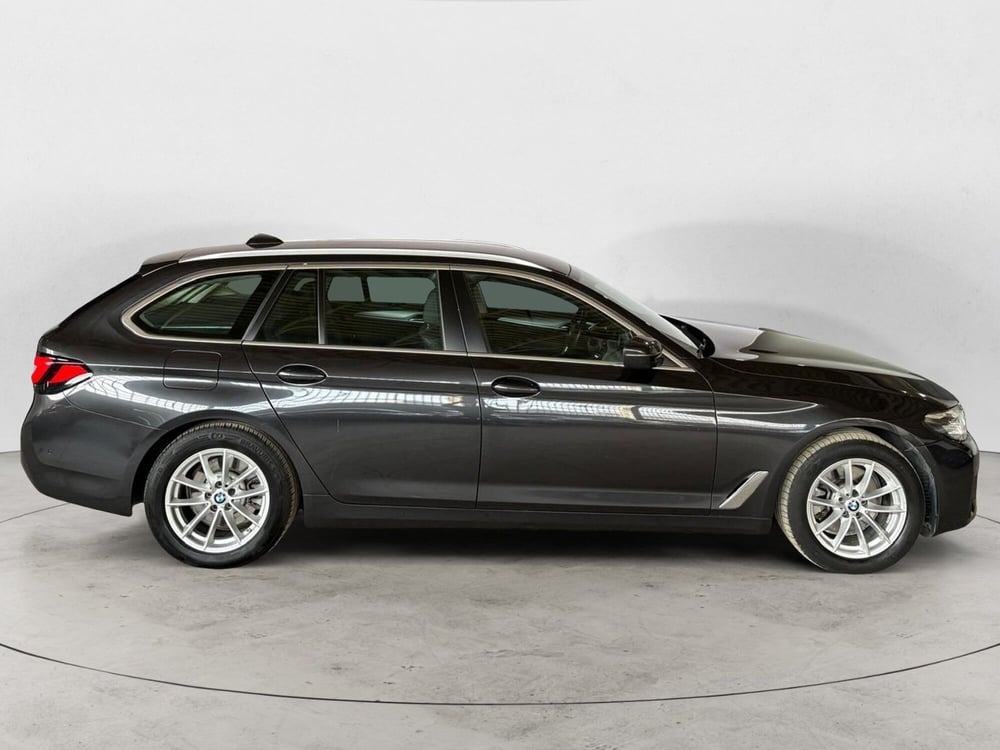 BMW Serie 5 Touring usata a Monza e Brianza (7)
