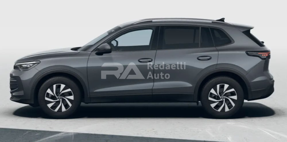Volkswagen Tiguan nuova a Lecco (2)