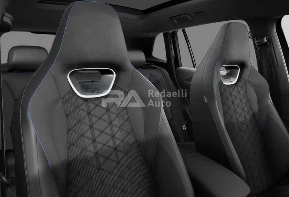 Volkswagen Tiguan nuova a Lecco (8)