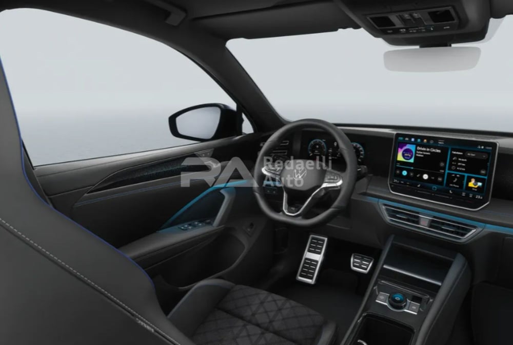 Volkswagen Tiguan nuova a Lecco (7)