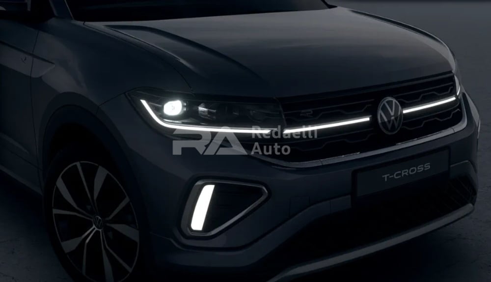 Volkswagen T-Cross nuova a Lecco (4)