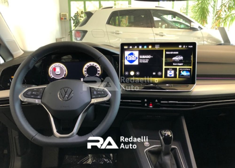 Volkswagen Golf nuova a Lecco (7)
