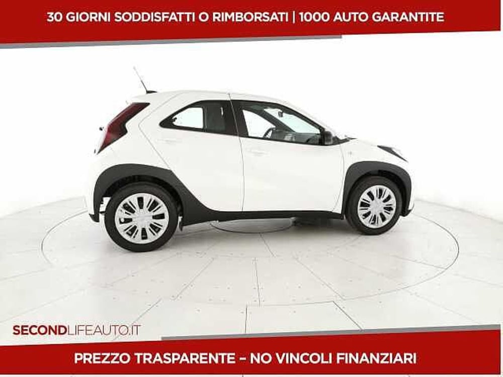 Toyota Aygo X nuova a Chieti (4)