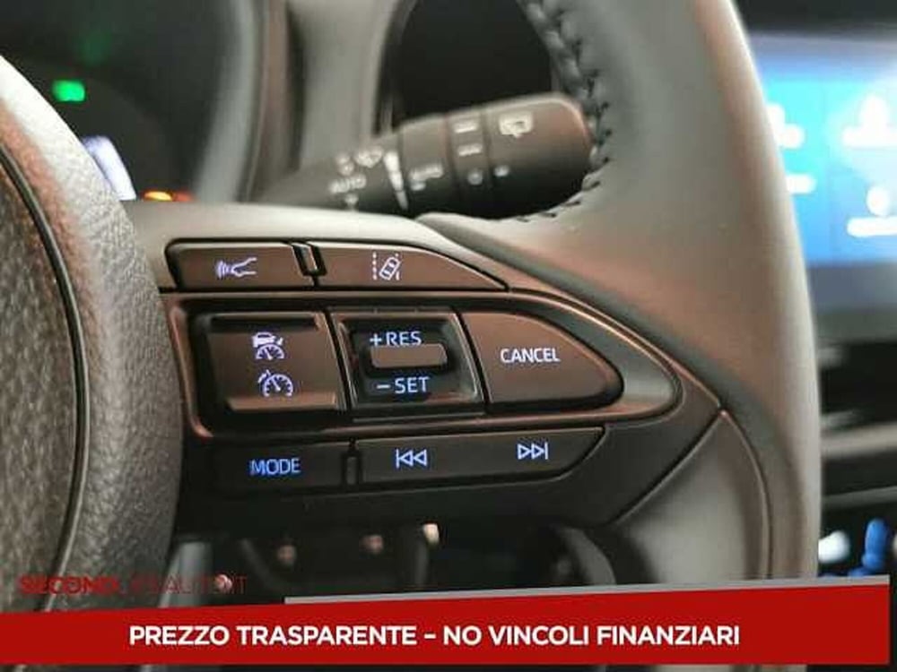 Toyota Aygo X nuova a Chieti (11)