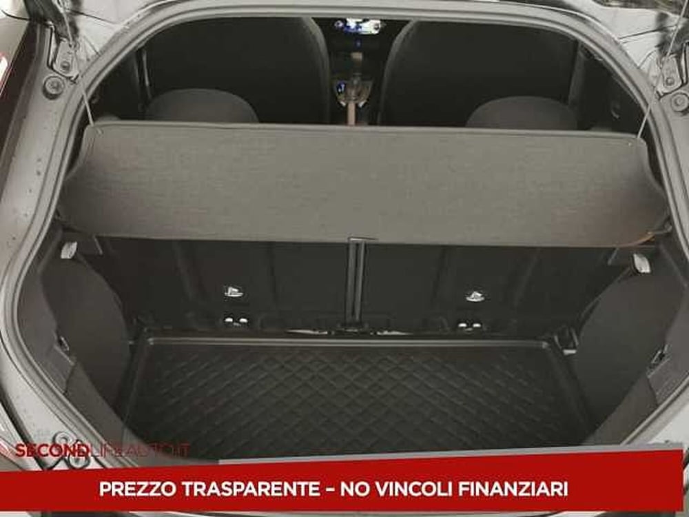 Toyota Aygo X nuova a Chieti (14)