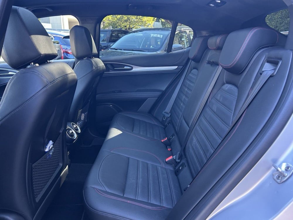 Alfa Romeo Stelvio usata a Ancona (13)
