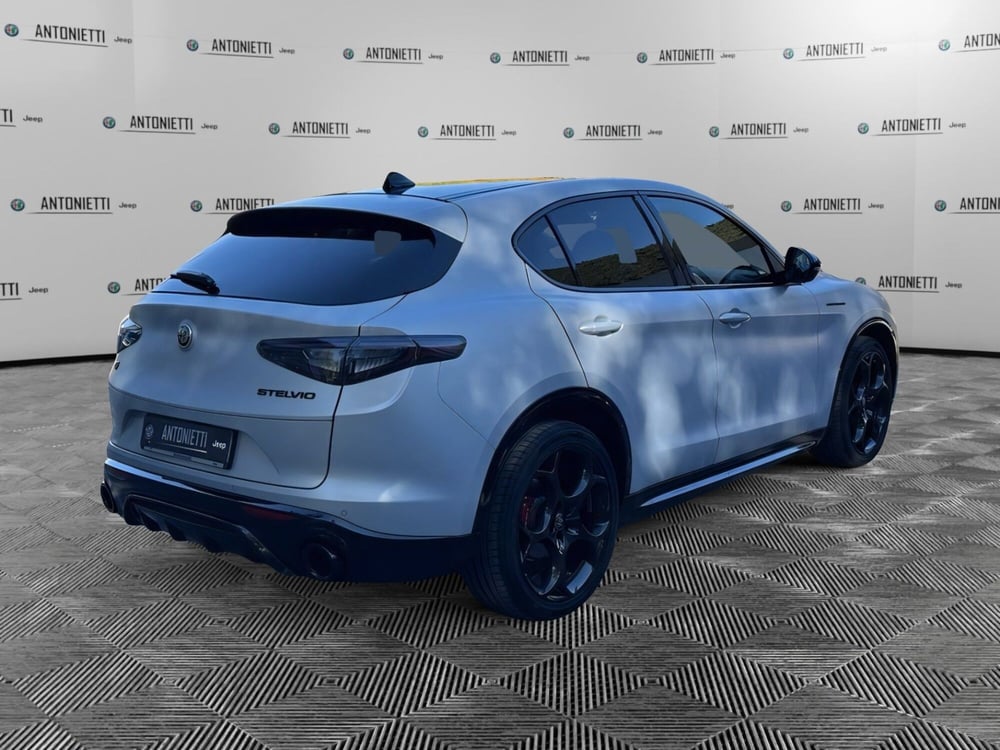 Alfa Romeo Stelvio usata a Ancona (5)