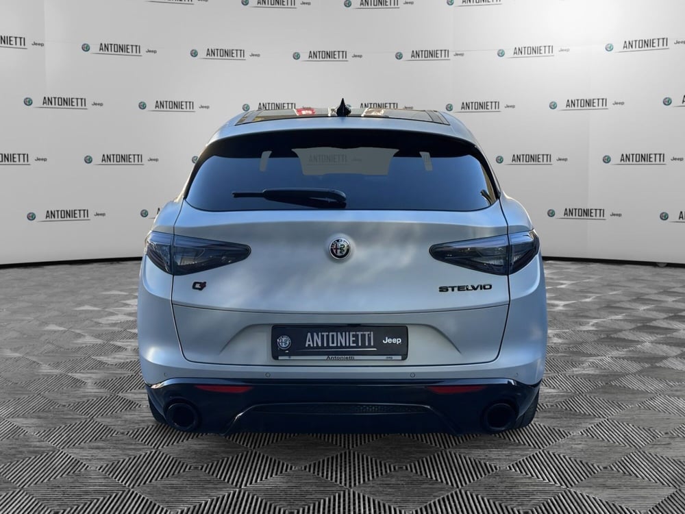 Alfa Romeo Stelvio usata a Ancona (6)