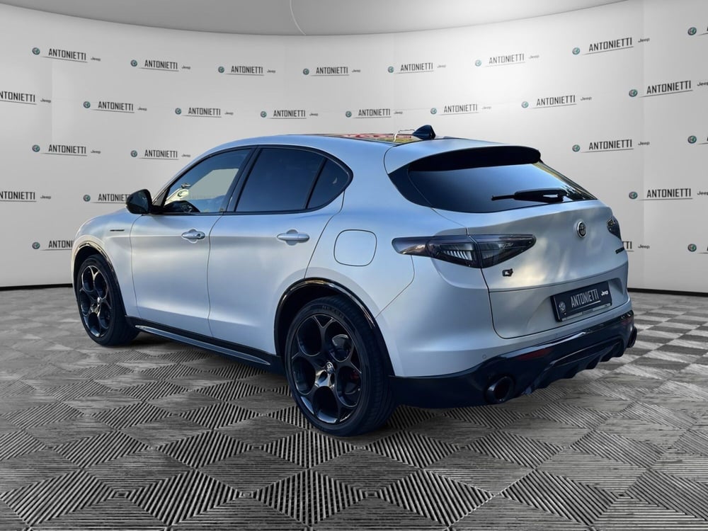 Alfa Romeo Stelvio usata a Ancona (7)