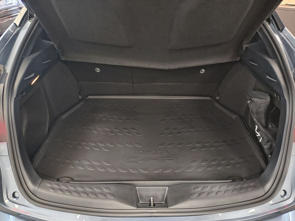 Toyota Toyota C-HR usata a Catanzaro (17)