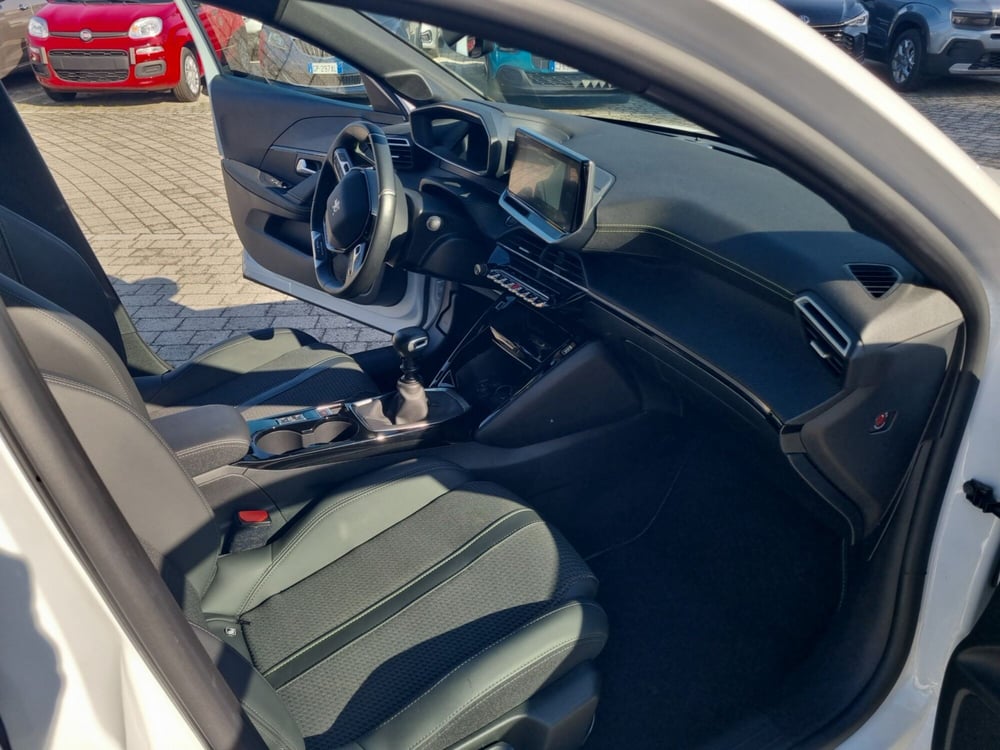 Peugeot 208 usata a Lucca (18)