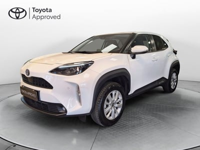 Toyota Yaris Cross 1.5 Hybrid 5p. E-CVT AWD-i Premiere del 2023 usata a Catanzaro