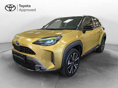 Toyota Yaris Cross 1.5 Hybrid 5p. E-CVT AWD-i Premiere del 2021 usata a Catanzaro