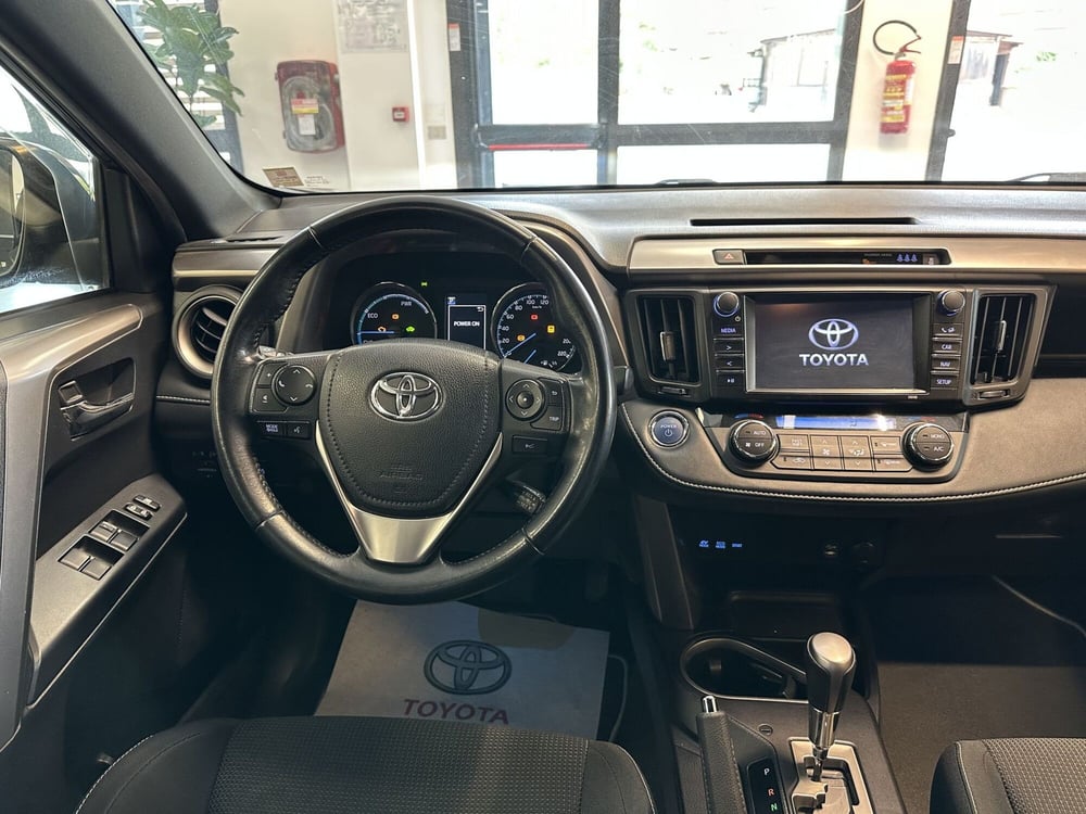 Toyota Rav4 usata a Catanzaro (9)